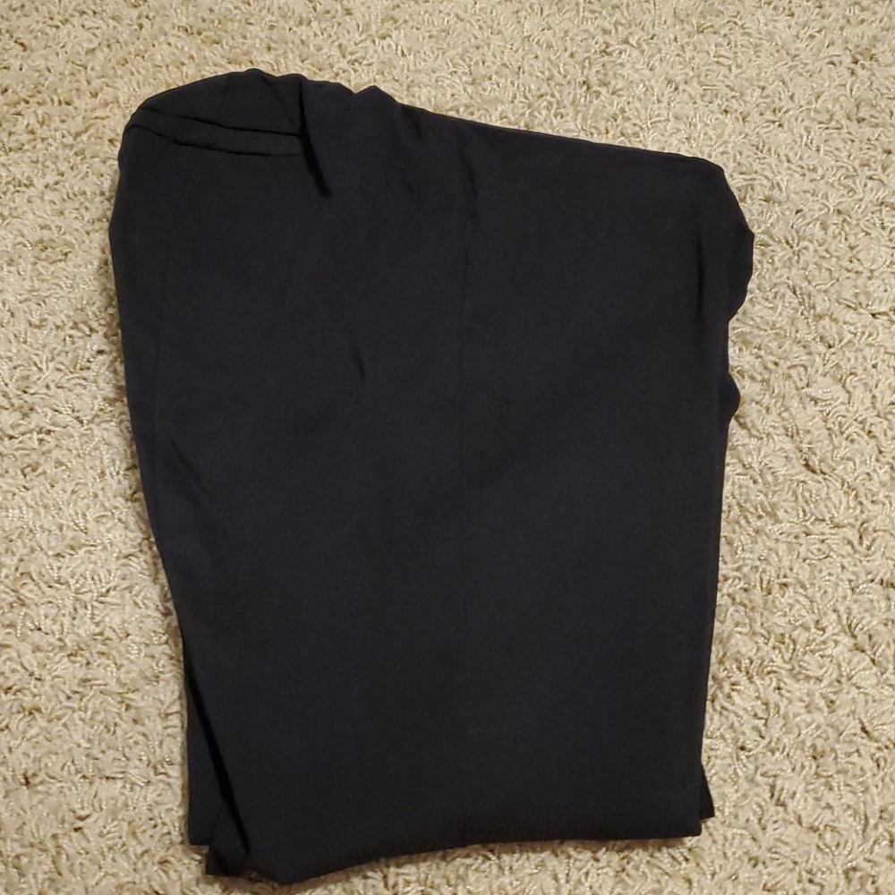 Black maternity ankle pants